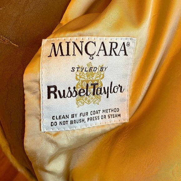 VINTAGE FAWN MINK FAUX FUR COAT BY MINCARA STYLED BY RUSSEL TAYLOR - Picture 8 of 11